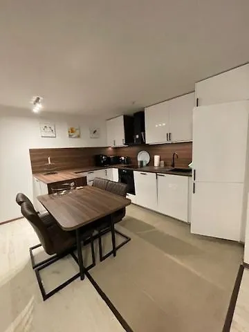 Am Kurpark Apartman *